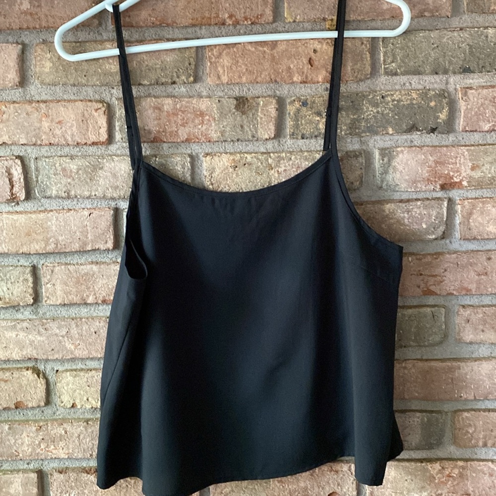 Elegant Black Women's Top with Tank - Picture 10 of 12